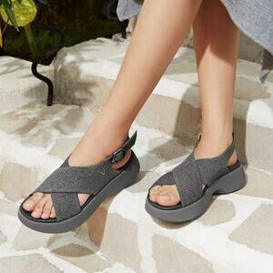 Vivaia Kara AdaptAll Sport Rich Grey Silver Knit Comfort Lightweight Sandals 7